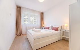 Jad Luxury 3 Rooms & 2 Rooms Apartments In Kasper, Near Coresi Mall