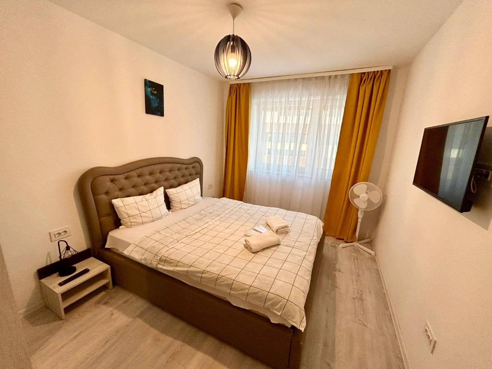 Jad - Luxury 3 Rooms & 2 Rooms Apartments In Kasper, Near Coresi Mall Brașov Exterior foto