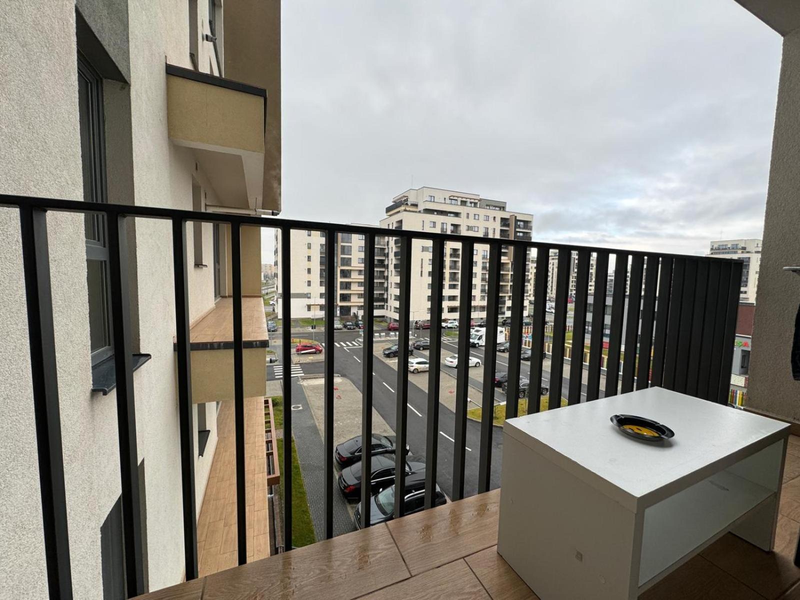 Jad - Luxury 3 Rooms & 2 Rooms Apartments In Kasper, Near Coresi Mall Brașov Exterior foto
